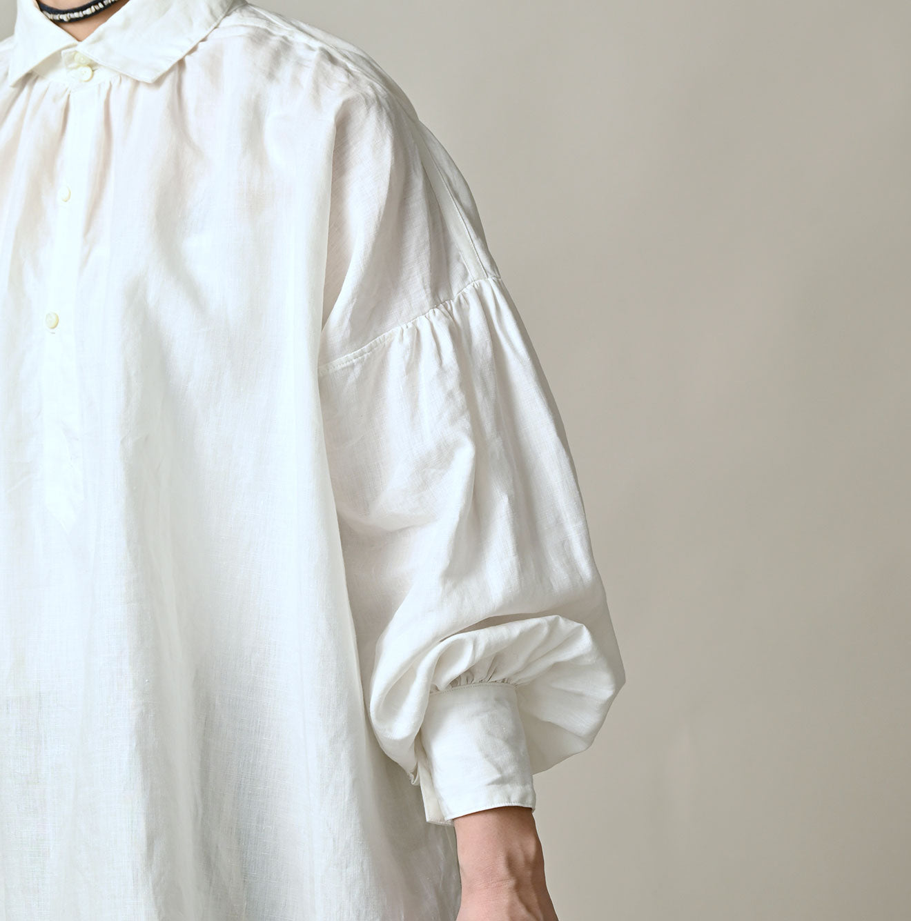 60 Linen Smock Shirt - Image 8