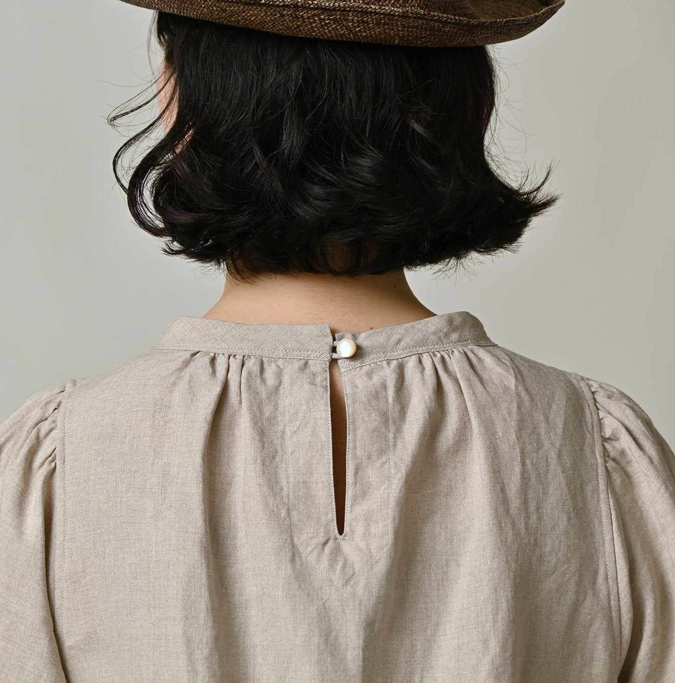 60 Linen Embroidery Puff Sleeve Dress - Image 8