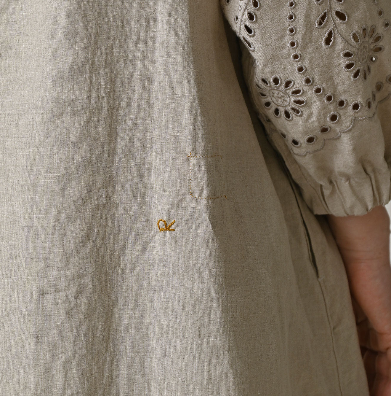 60 Linen Embroidery Puff Sleeve Dress - Image 9