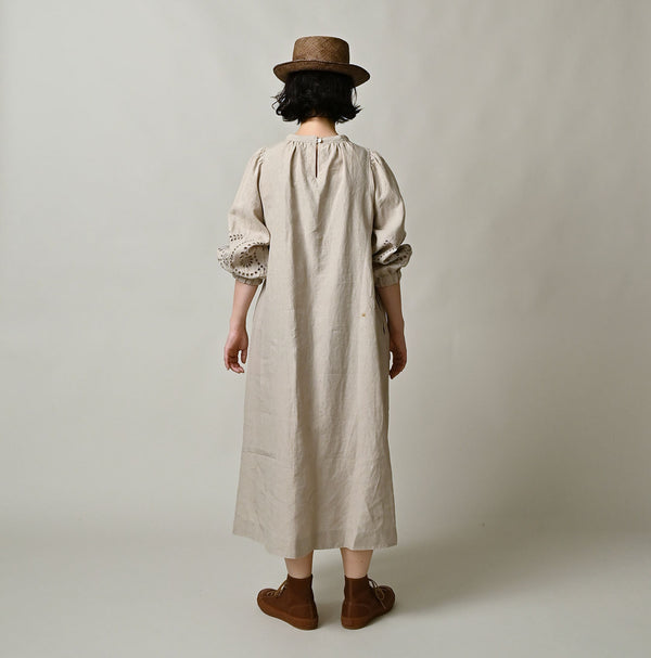 60 Linen Embroidery Puff Sleeve Dress