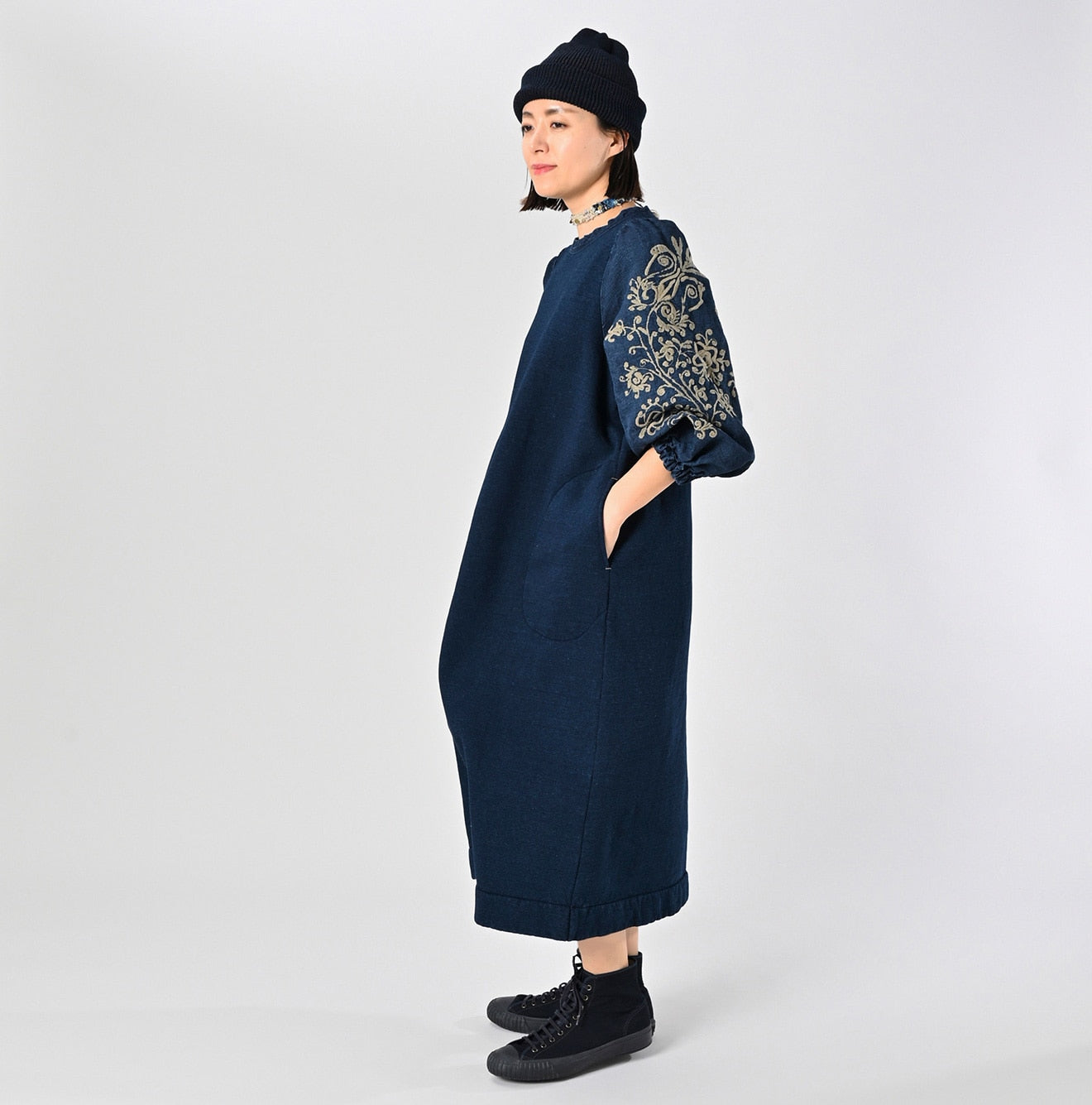 45R Indigo Cotton Fleece Embroidery Puff Dress