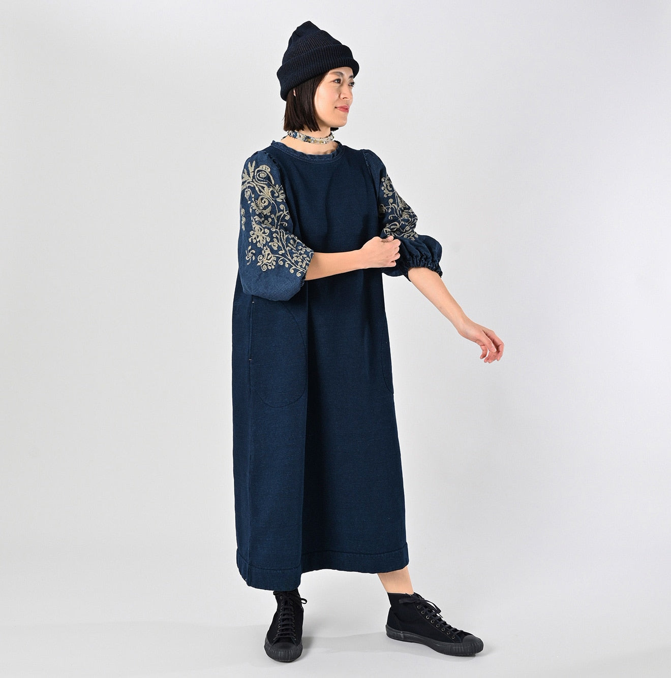 45R Indigo Cotton Fleece Embroidery Puff Dress