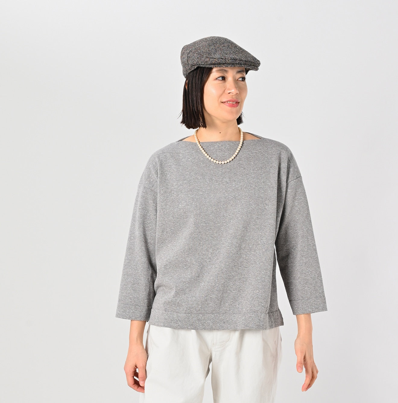 Gray Knit-sewn Square Top - 45R by 45rpm studio