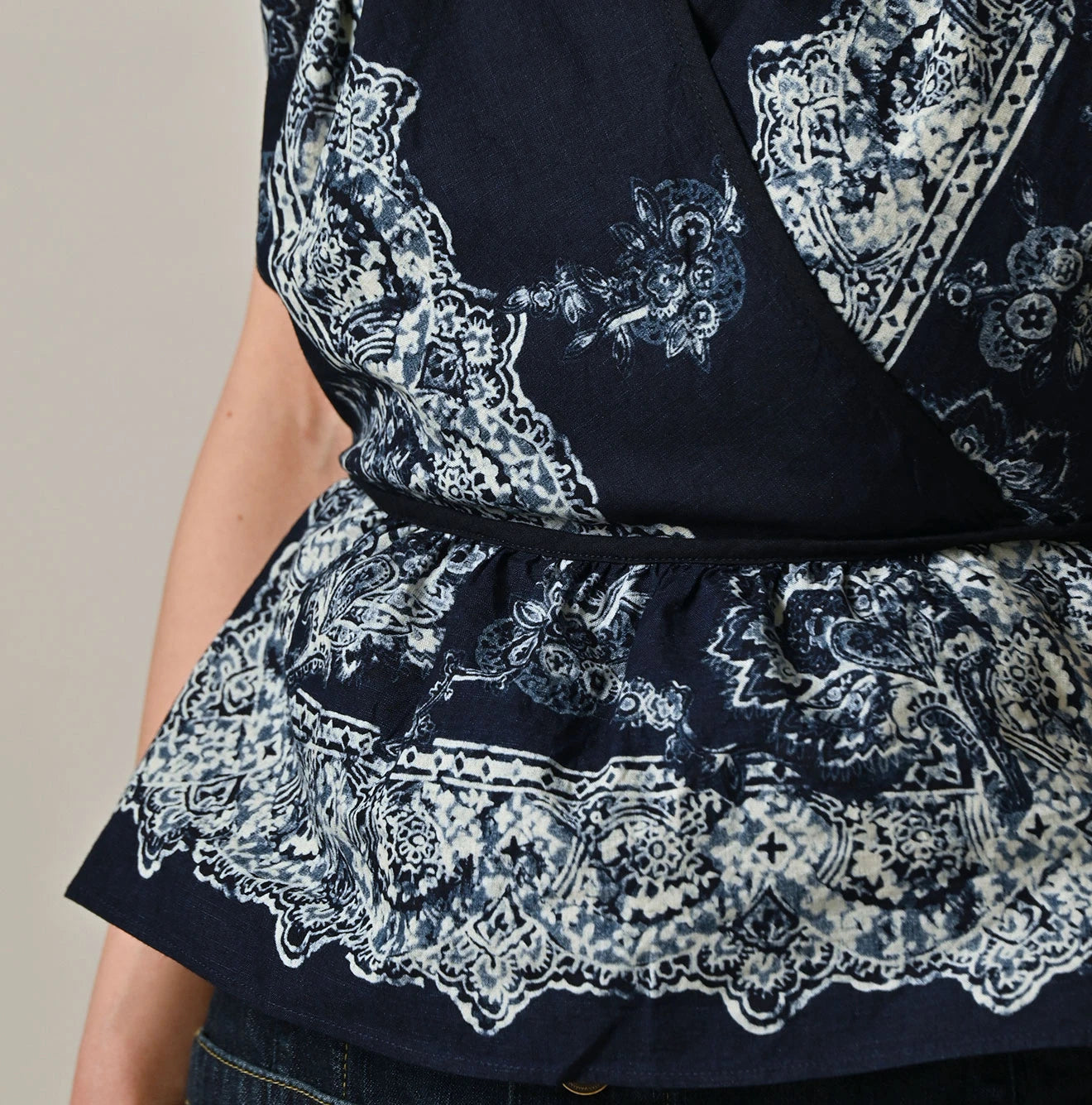 Indigo Bandana Paisley Tank Bra - Image 9