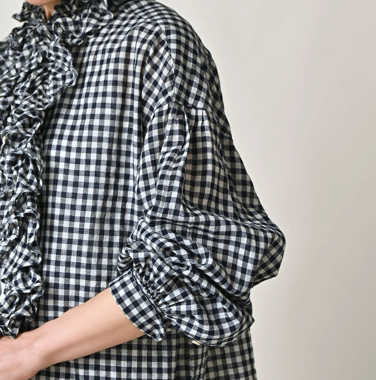 45R Indigo Gauze Gingham Frill Coupe Shirt