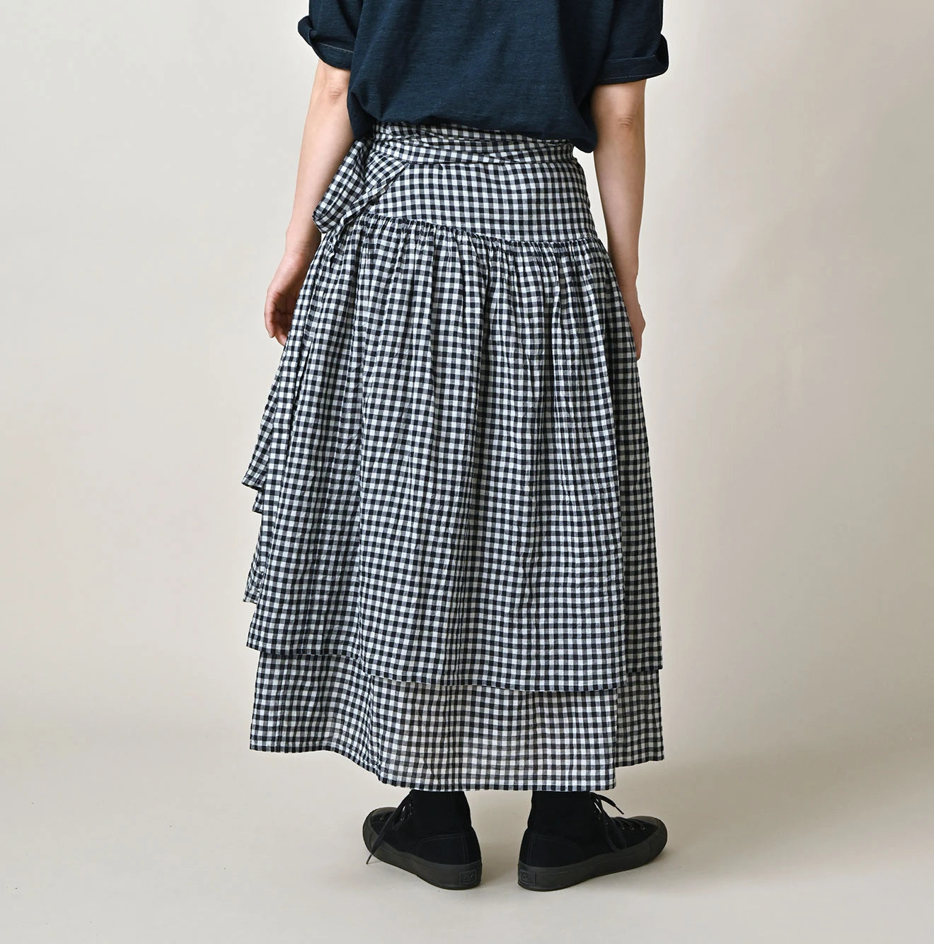 45R Indigo Gauze Gingham Wrap Frill Skirt - Image 5