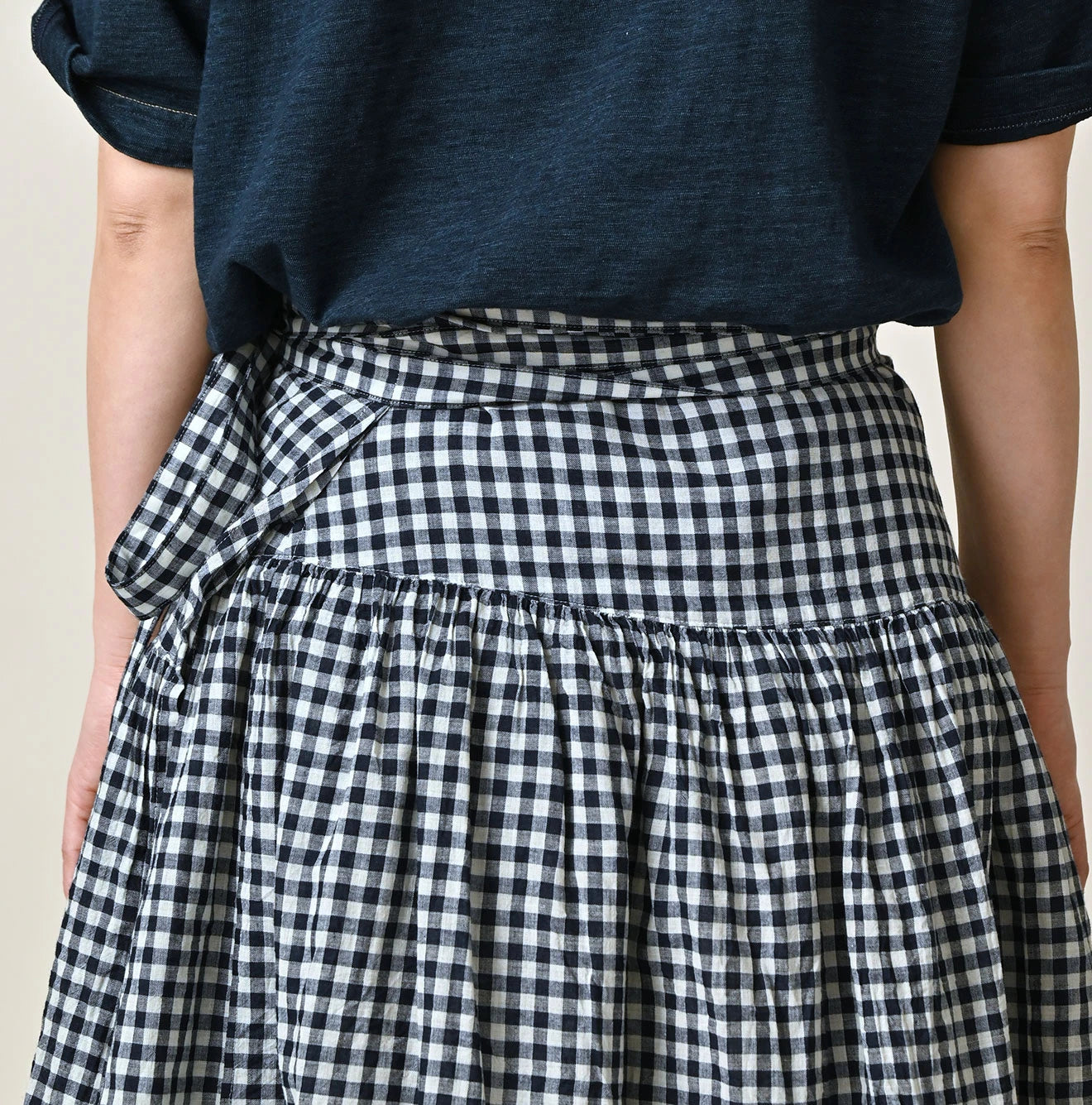 45R Indigo Gauze Gingham Wrap Frill Skirt - Image 9
