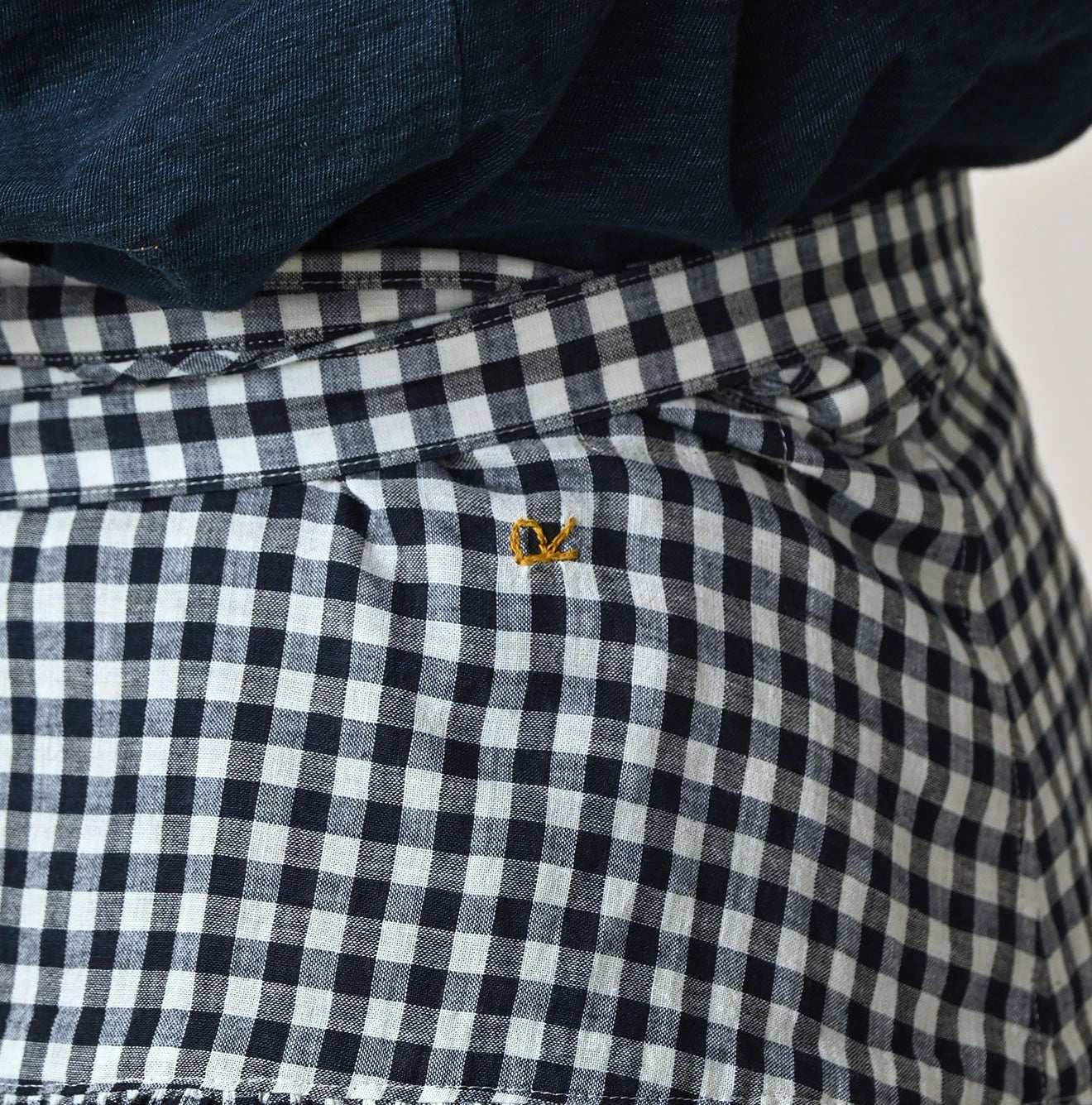 45R Indigo Gauze Gingham Wrap Frill Skirt - Image 10