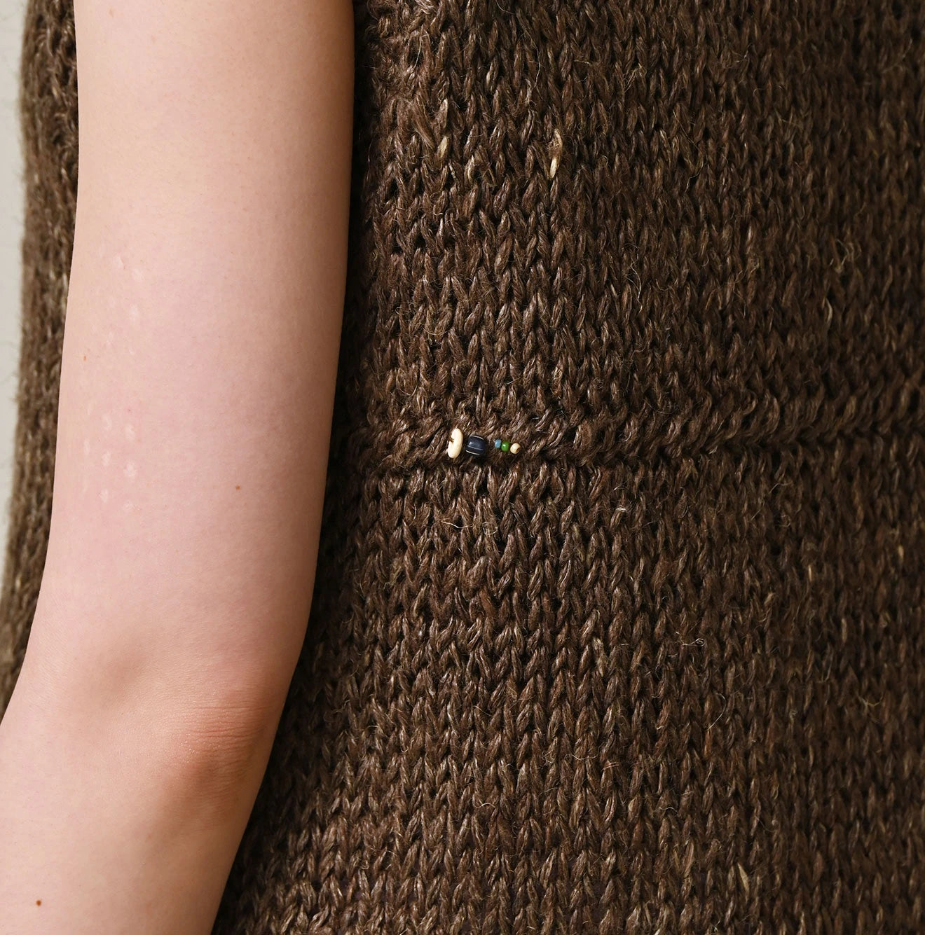 45R Linen Zakkuri Vest - Image 12