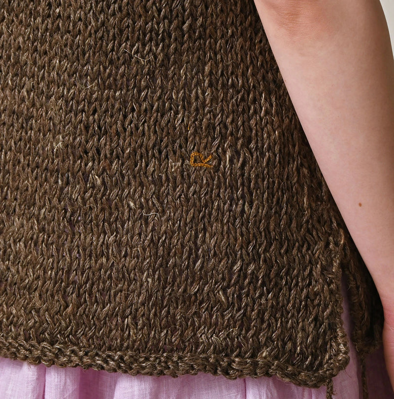 45R Linen Zakkuri Vest - Image 13