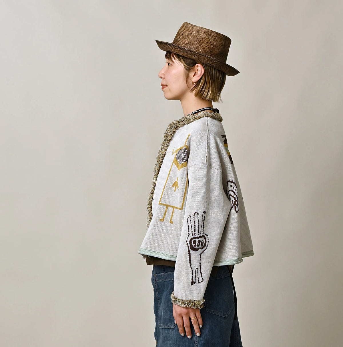 Jacquard Knit-Sewn Bolero