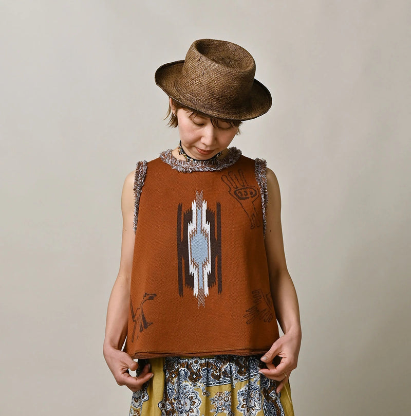 Jacquard Knit-Sewn Camisole - Image 4