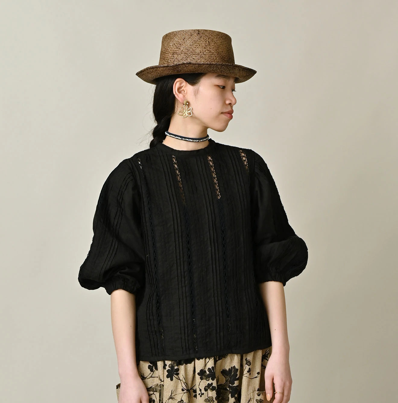 45R Linen Pintuck Lace Blouse - Image 4