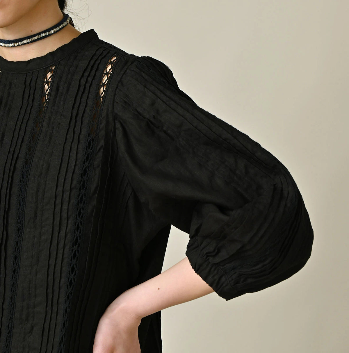 45R Linen Pintuck Lace Blouse