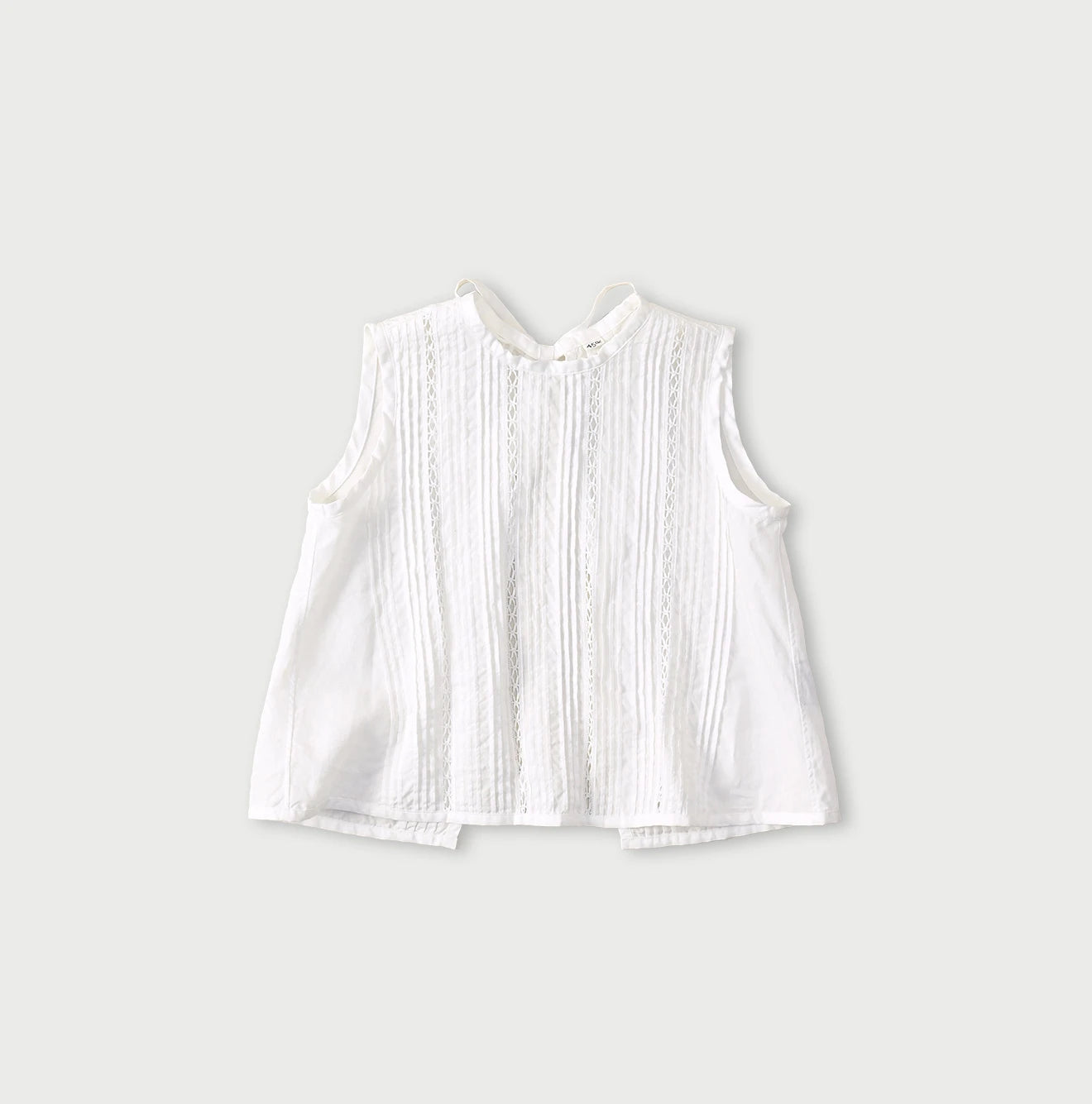 45R Linen Pintuck Lace Sleeveless Top - Image 2