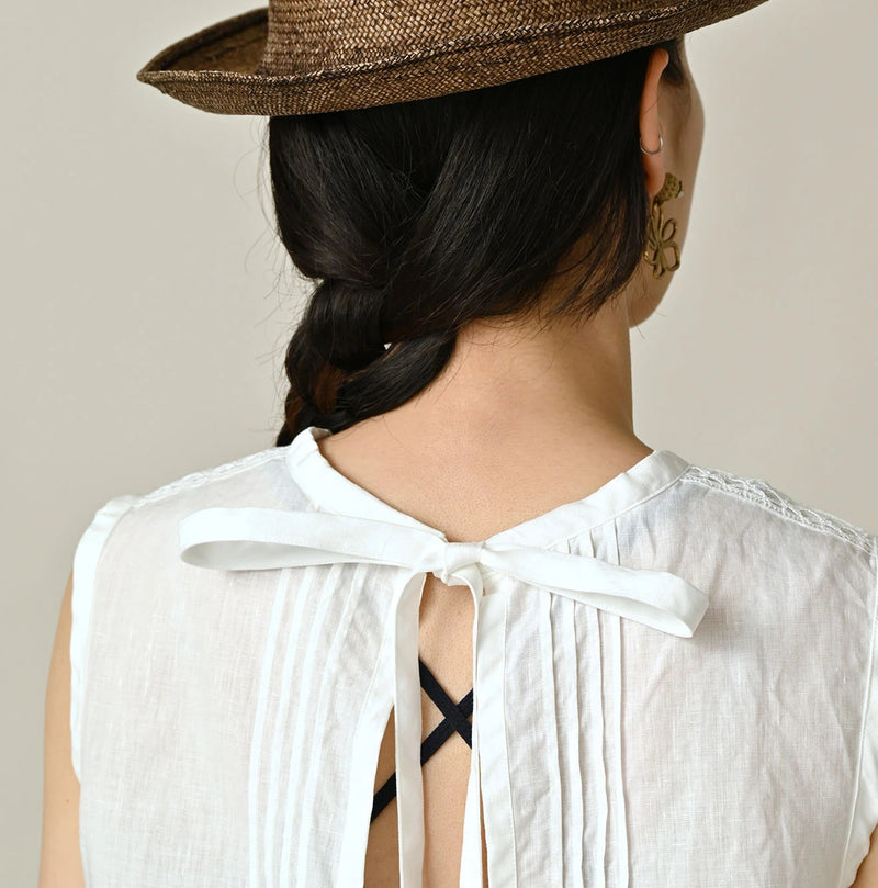 45R Linen Pintuck Lace Sleeveless Top - Image 10