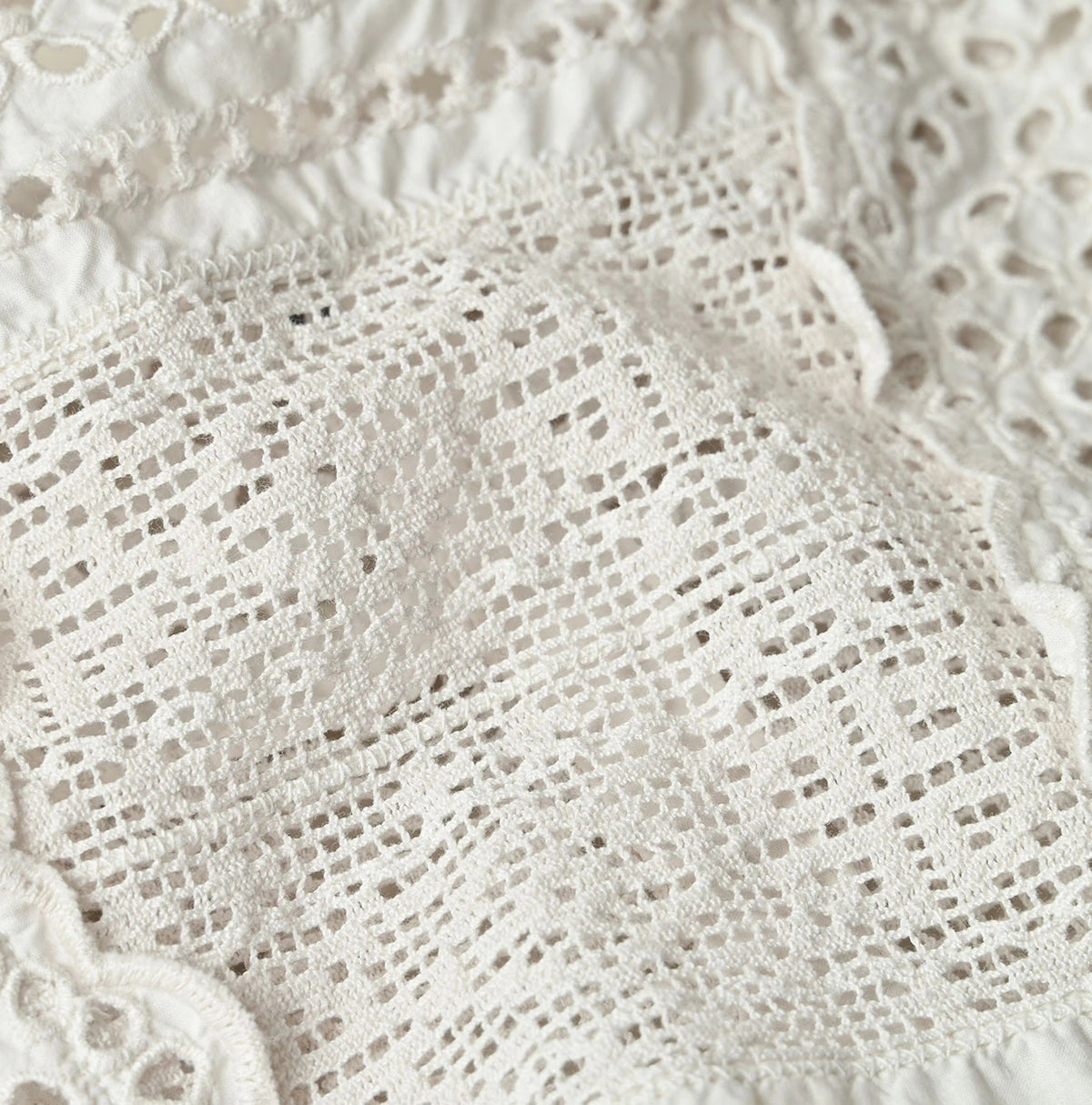 45R Supima Organic Batiste Cutwork Sleeveless Top