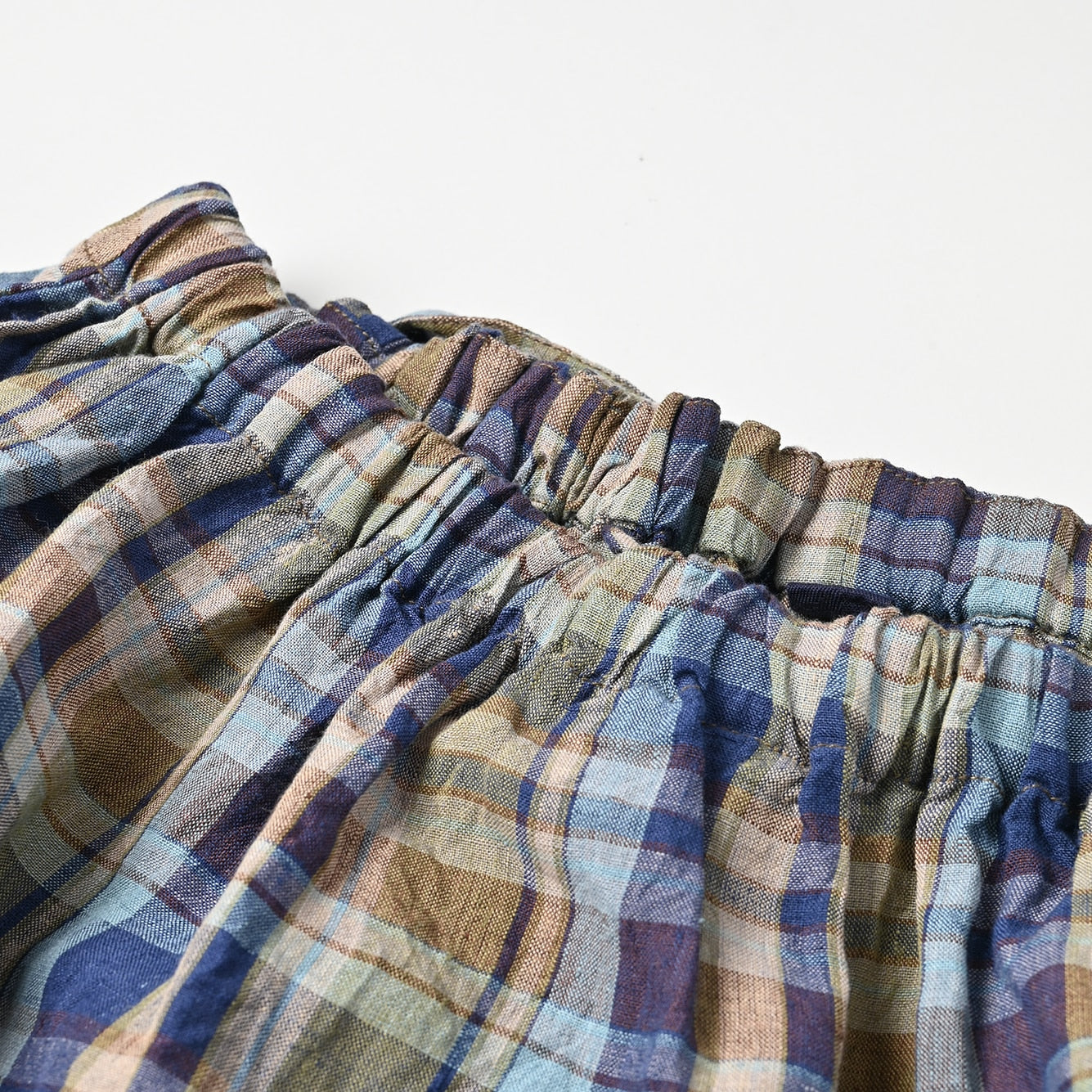 45R Linen Madras Shirring Blouse - Image 12