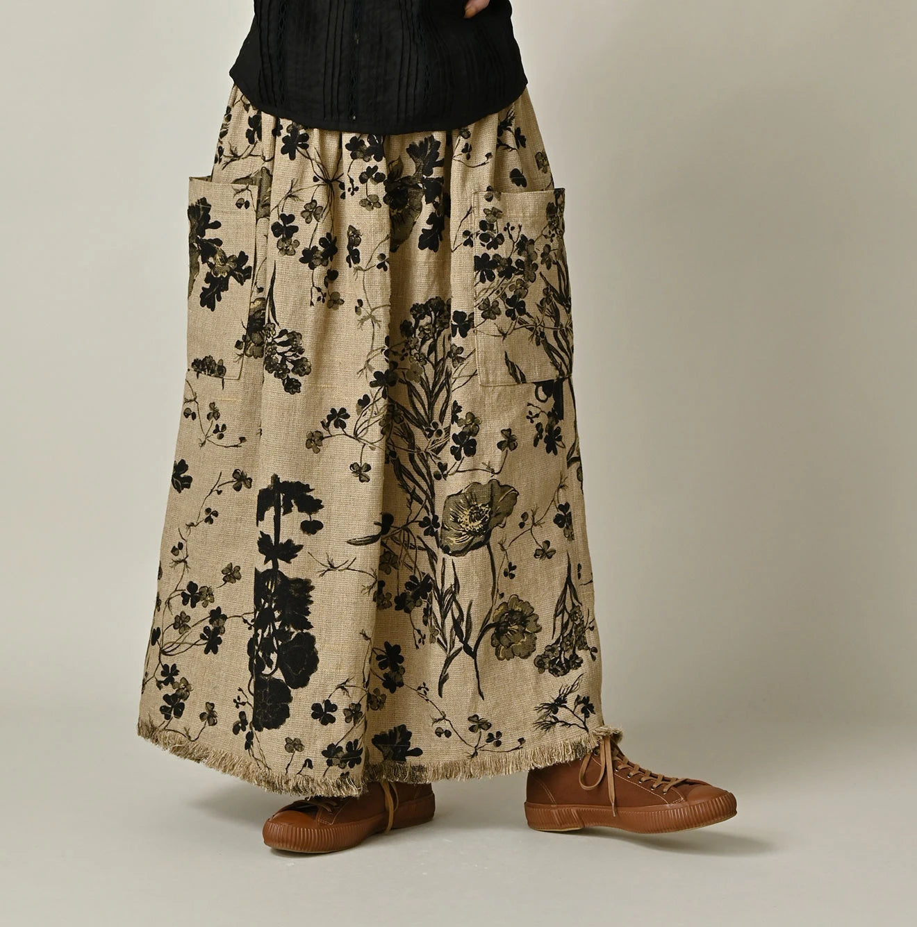 45R Gima Goza Duck Apron Skirt - Image 5