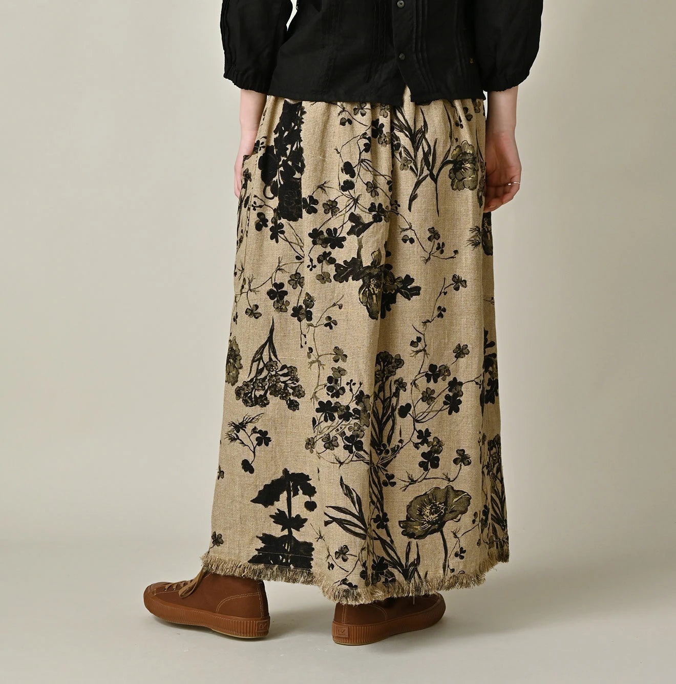 45R Gima Goza Duck Apron Skirt - Image 7