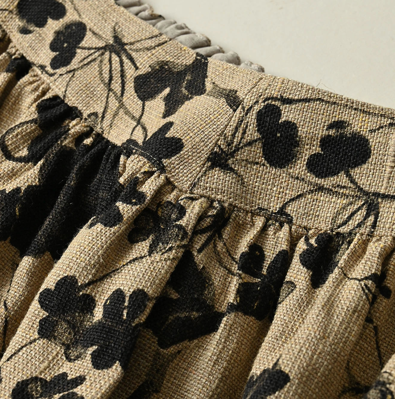 45R Gima Goza Duck Apron Skirt - Image 13