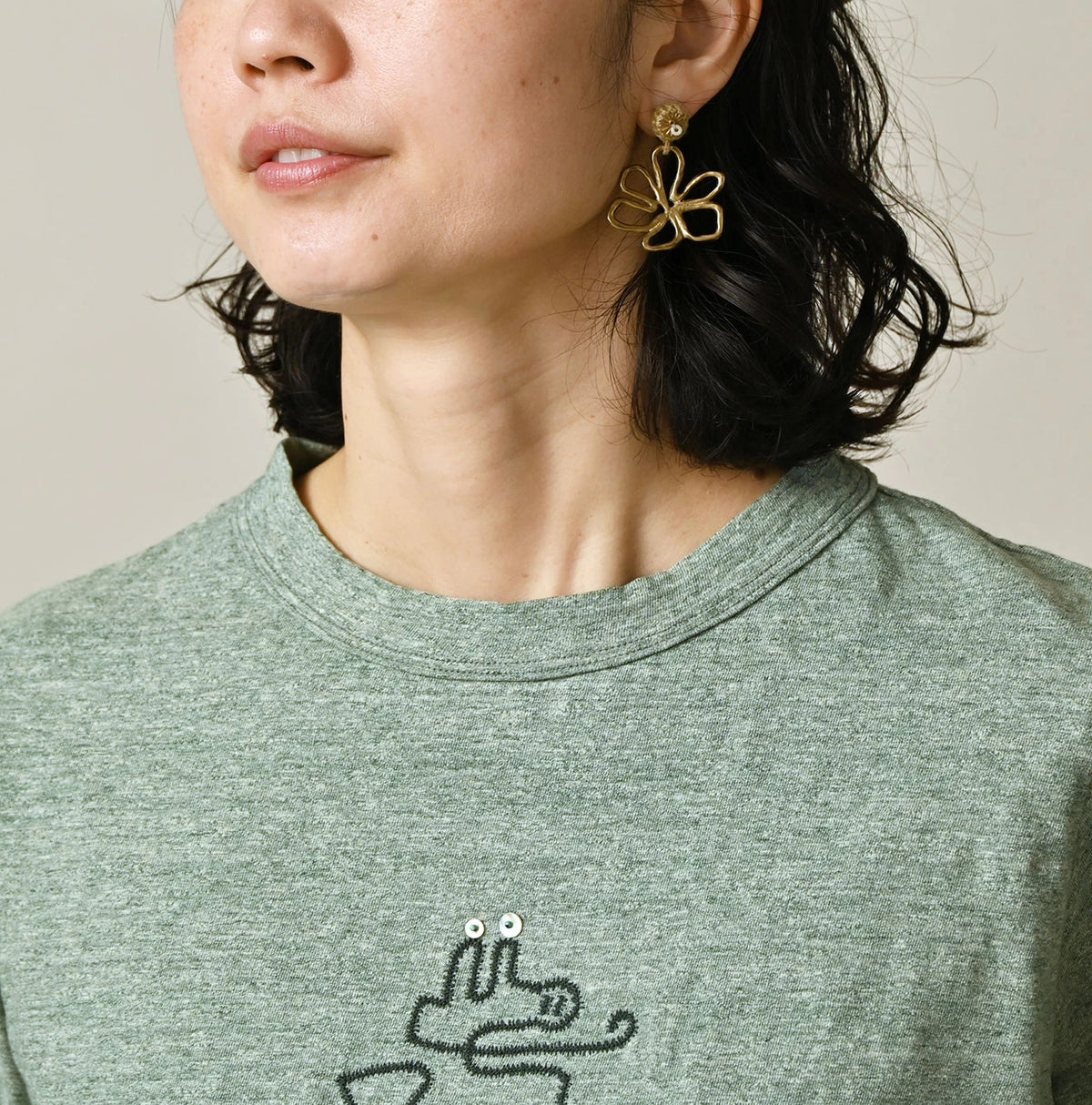 45R Nasuppiie Embroidery 908 T-shirt (Top-Dyed)