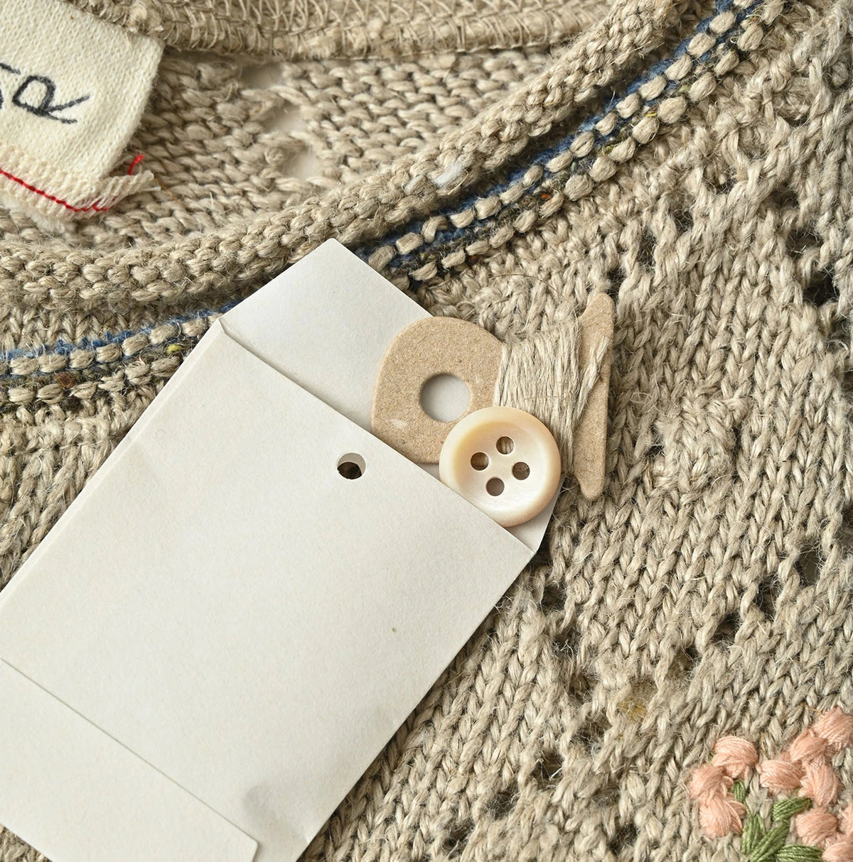 45R Linen Hippie Flower Bolero