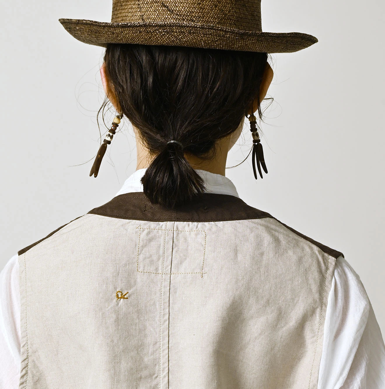 45R Linen 908 Vest - Image 13