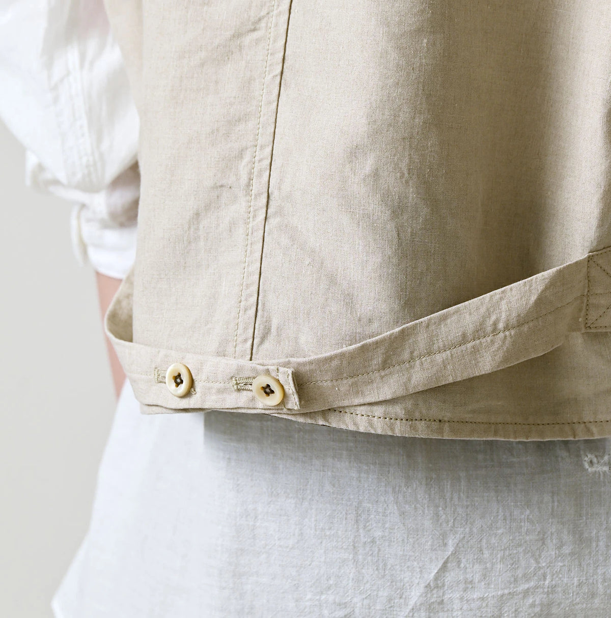 45R Linen 908 Vest