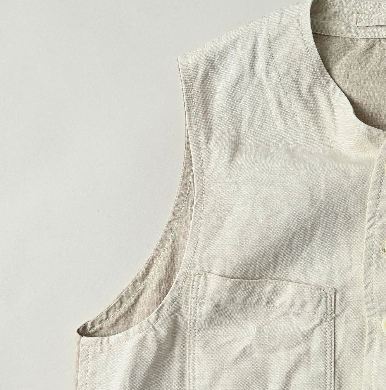 45R Linen 908 Vest - Image 17