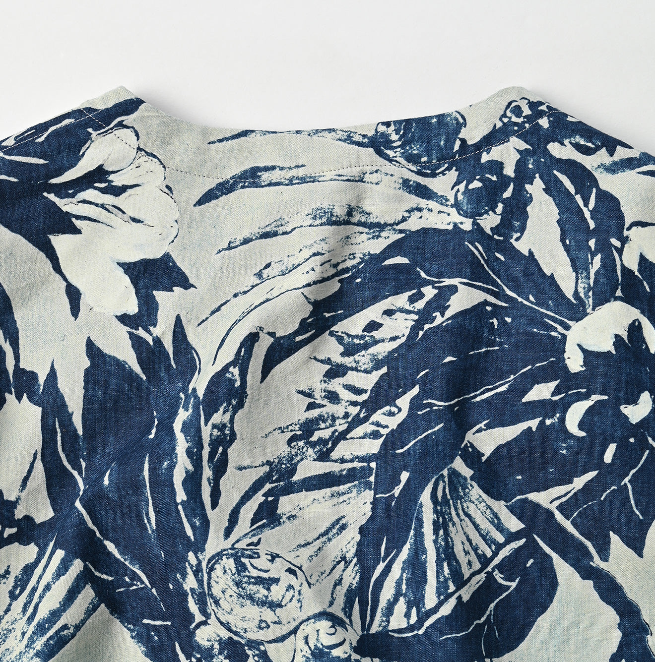 Indigo Eastern Aloha Lehua Blouse - 45R by 45rpm studio