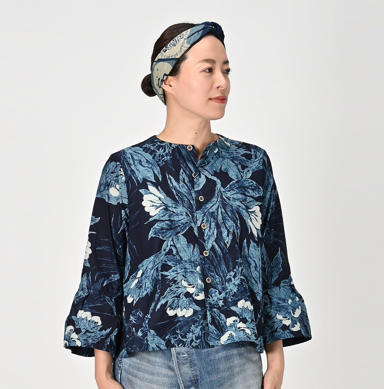 45R Indigo Eastern Aloha Lehua Blouse