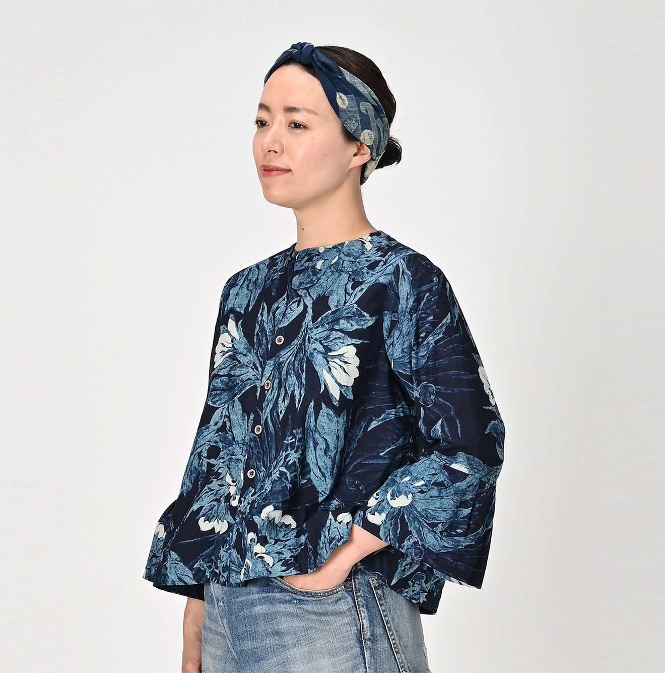 Indigo Eastern Aloha Lehua Blouse - 45R by 45rpm studio