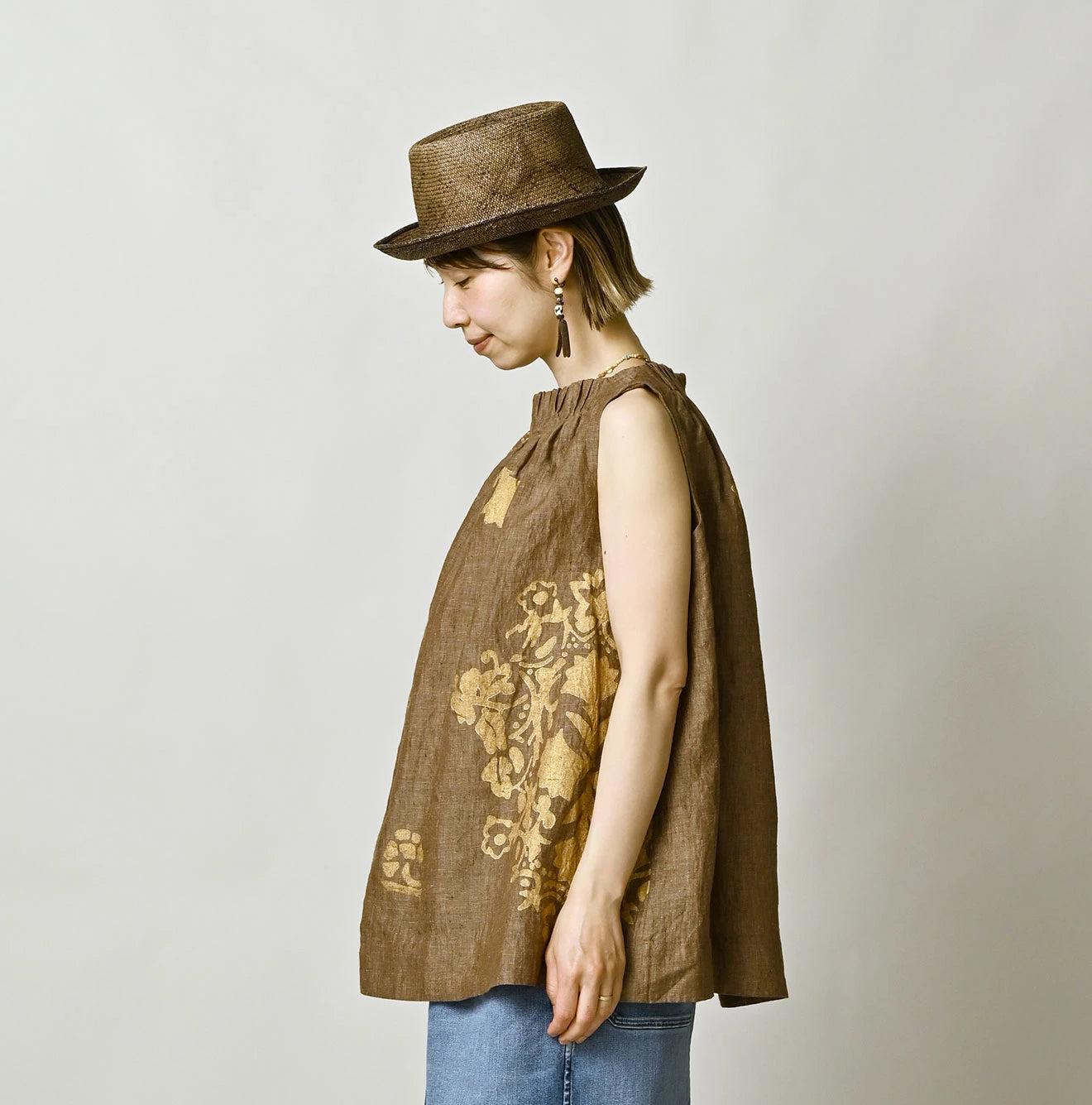 45R Linen Foil Shirring Sleeveless Top - Image 6