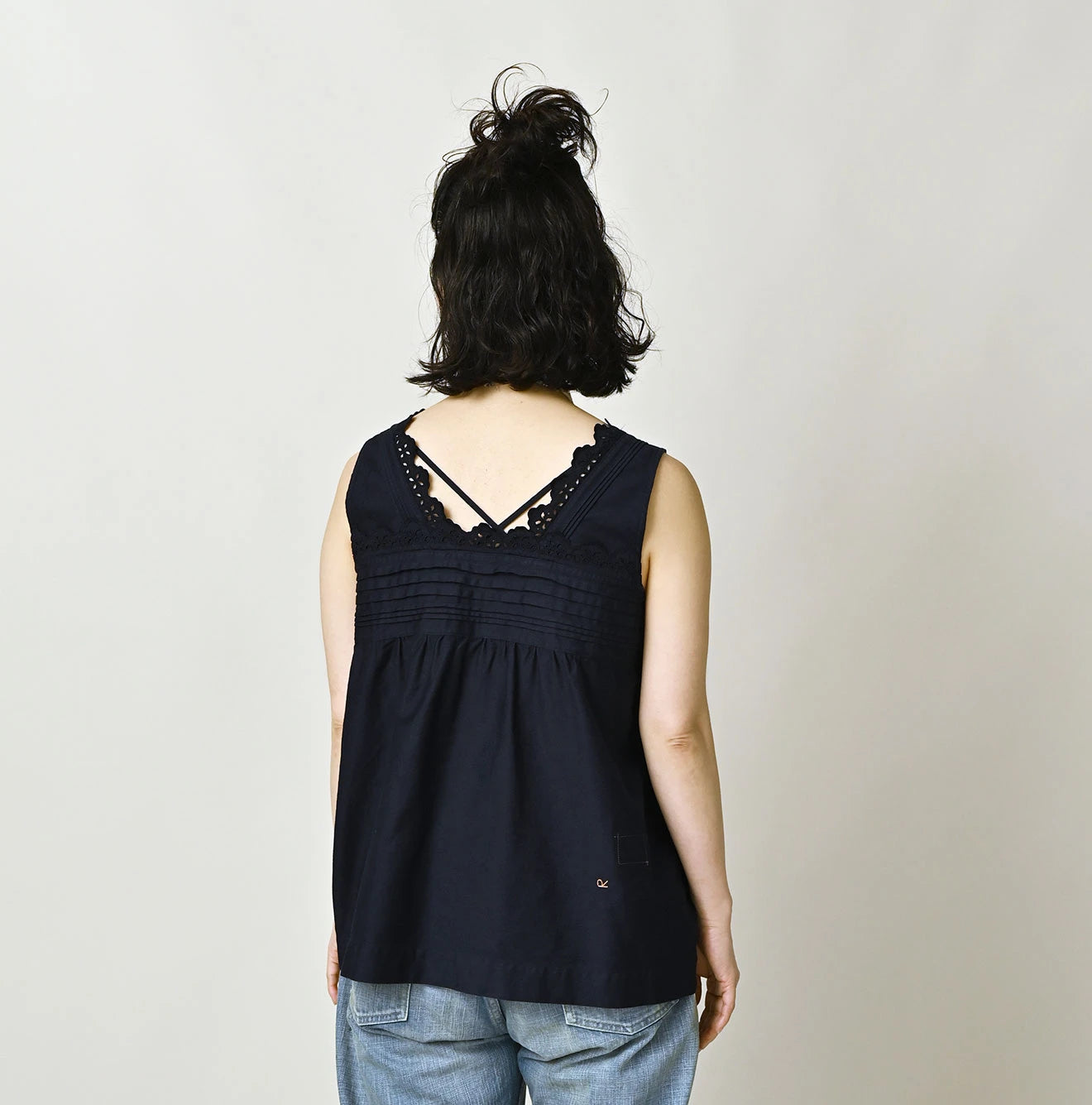 45R Yoko Sateen Sleeveless Top - Image 7