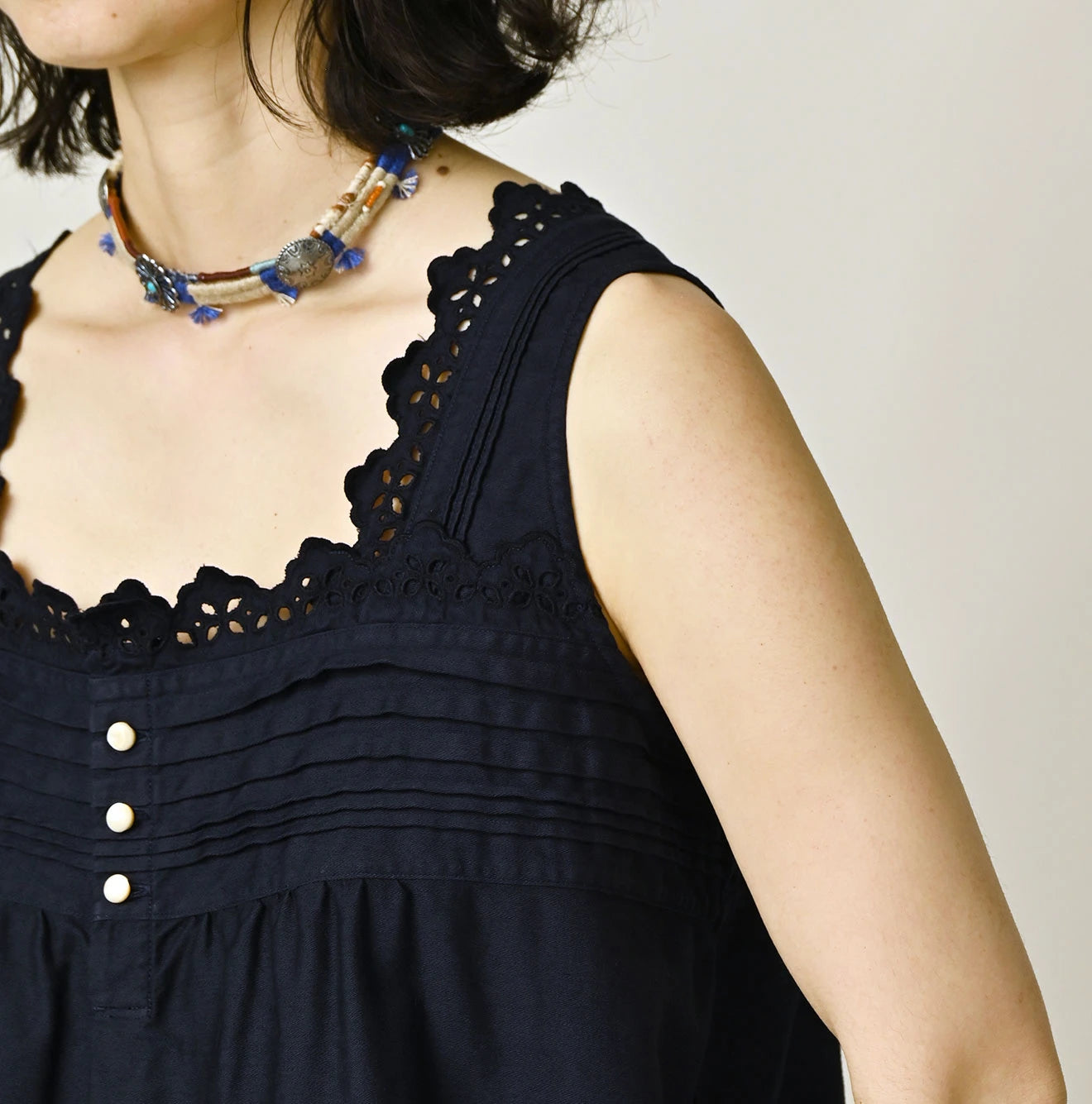45R Yoko Sateen Sleeveless Top - Image 9