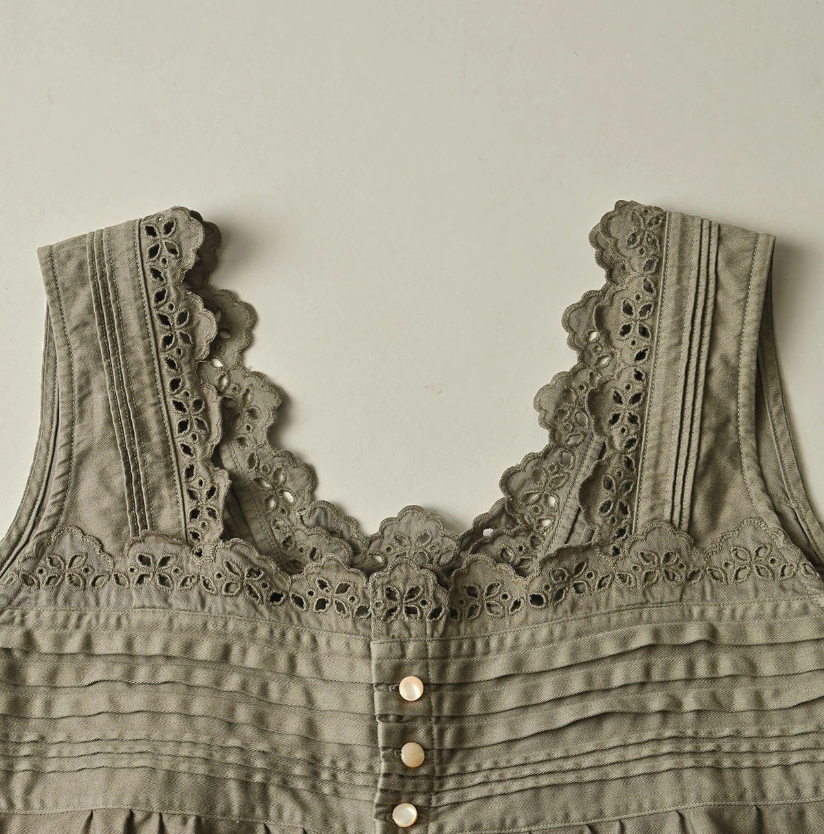 45R Yoko Sateen Sleeveless Top