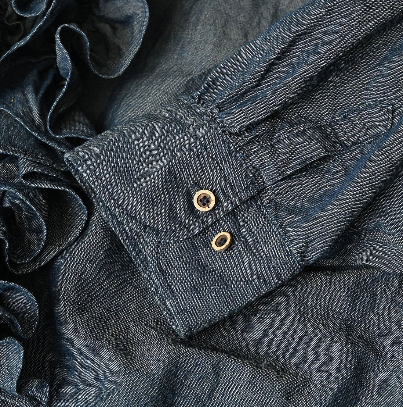 45R Cotton Linen Dungaree Frilled Coupe Shirt - Image 14