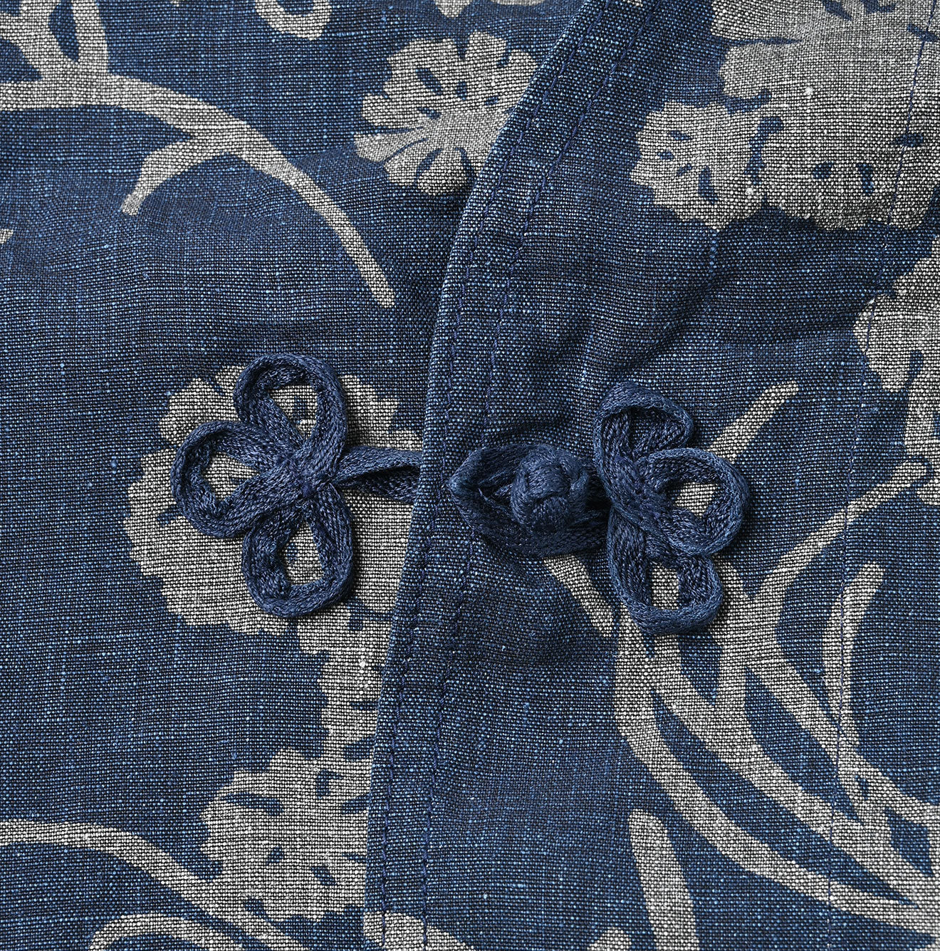 45R Indigo Linen Lotus Clover Knot Camisole - Image 12