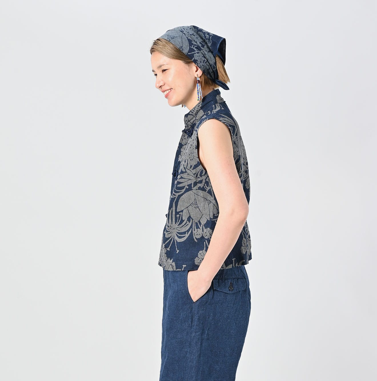 45R Indigo Linen Lotus Clover Knot Camisole - Image 4