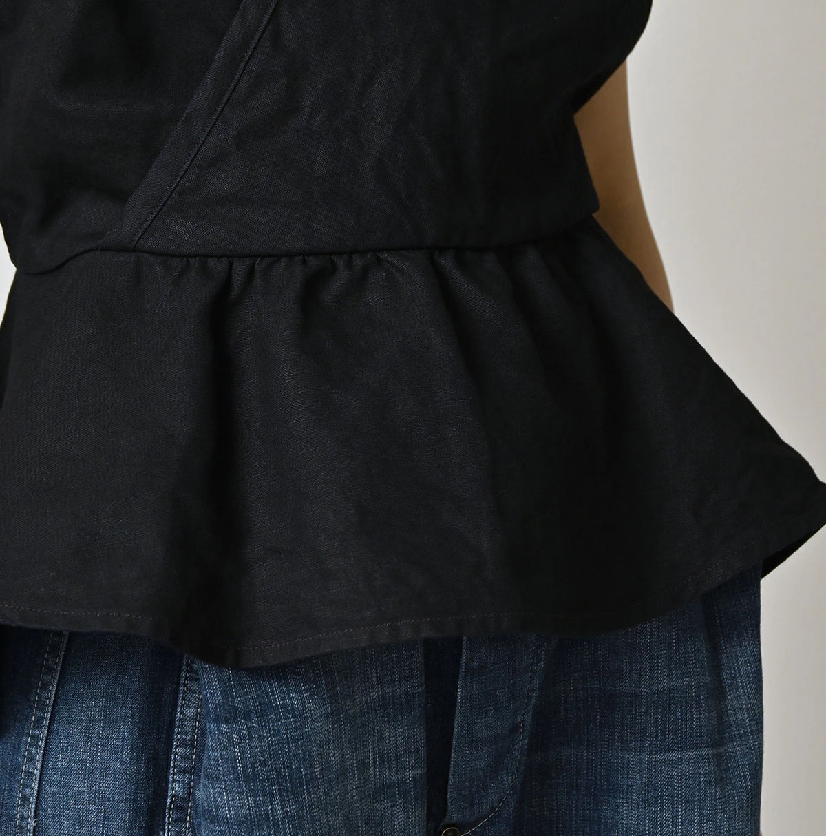45R Indigo Linen Tank Bra