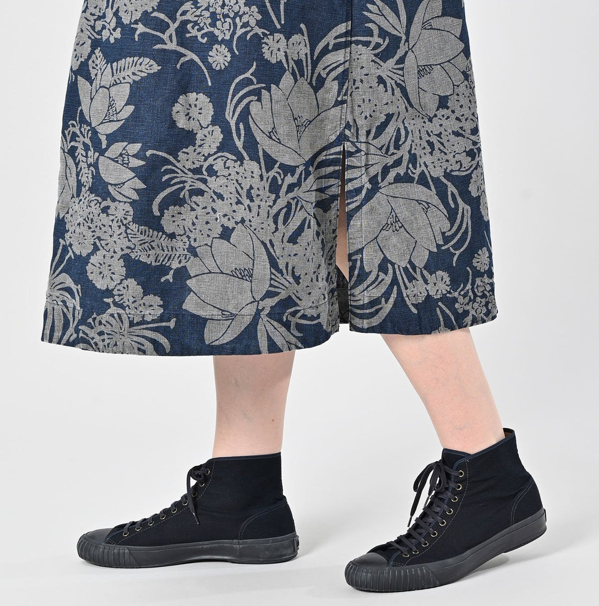 45R Indigo Linen Lotus Clover Knot Dress