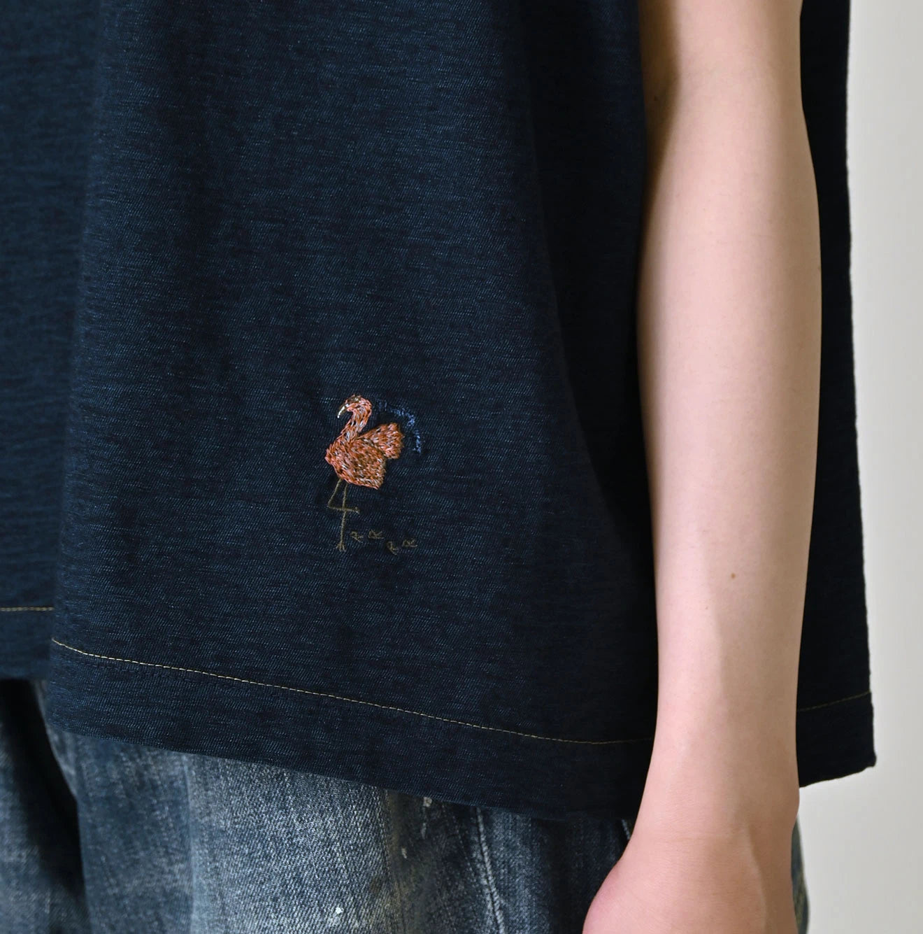 45R Indigo Flamingway Embroidery M-Camisole - Image 8
