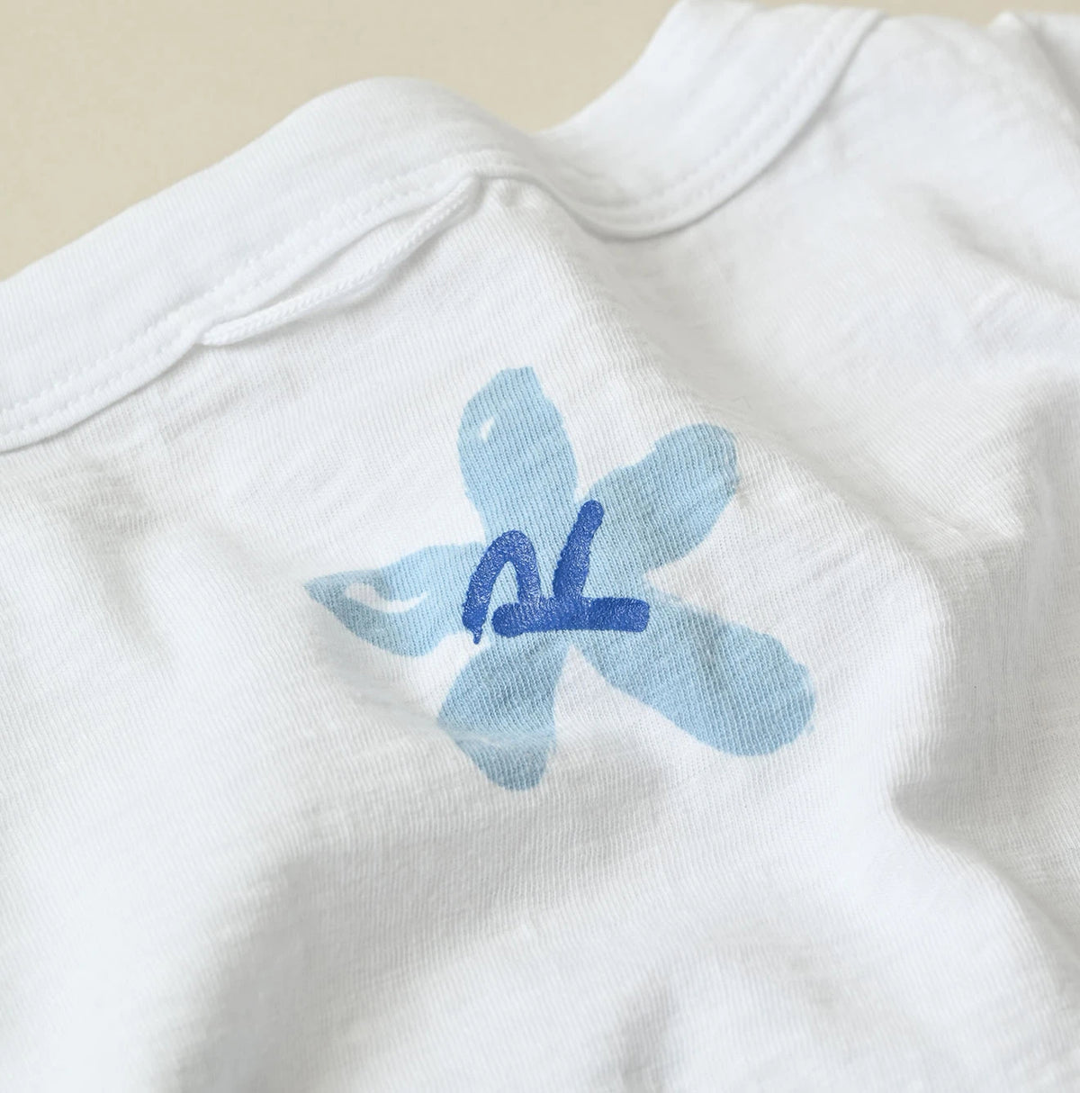 45R Ocean 908 Hippie Flower Logo T-shirt