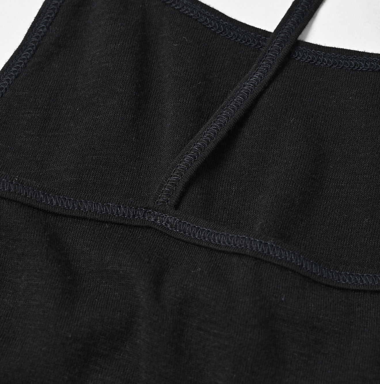 45R Fraise Crisscross Back Camisole
