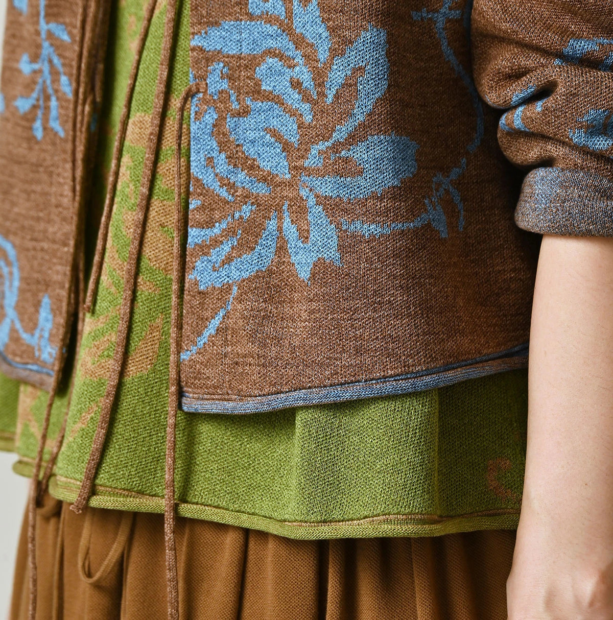 45R Lei Aloha Jacquard Cardigan