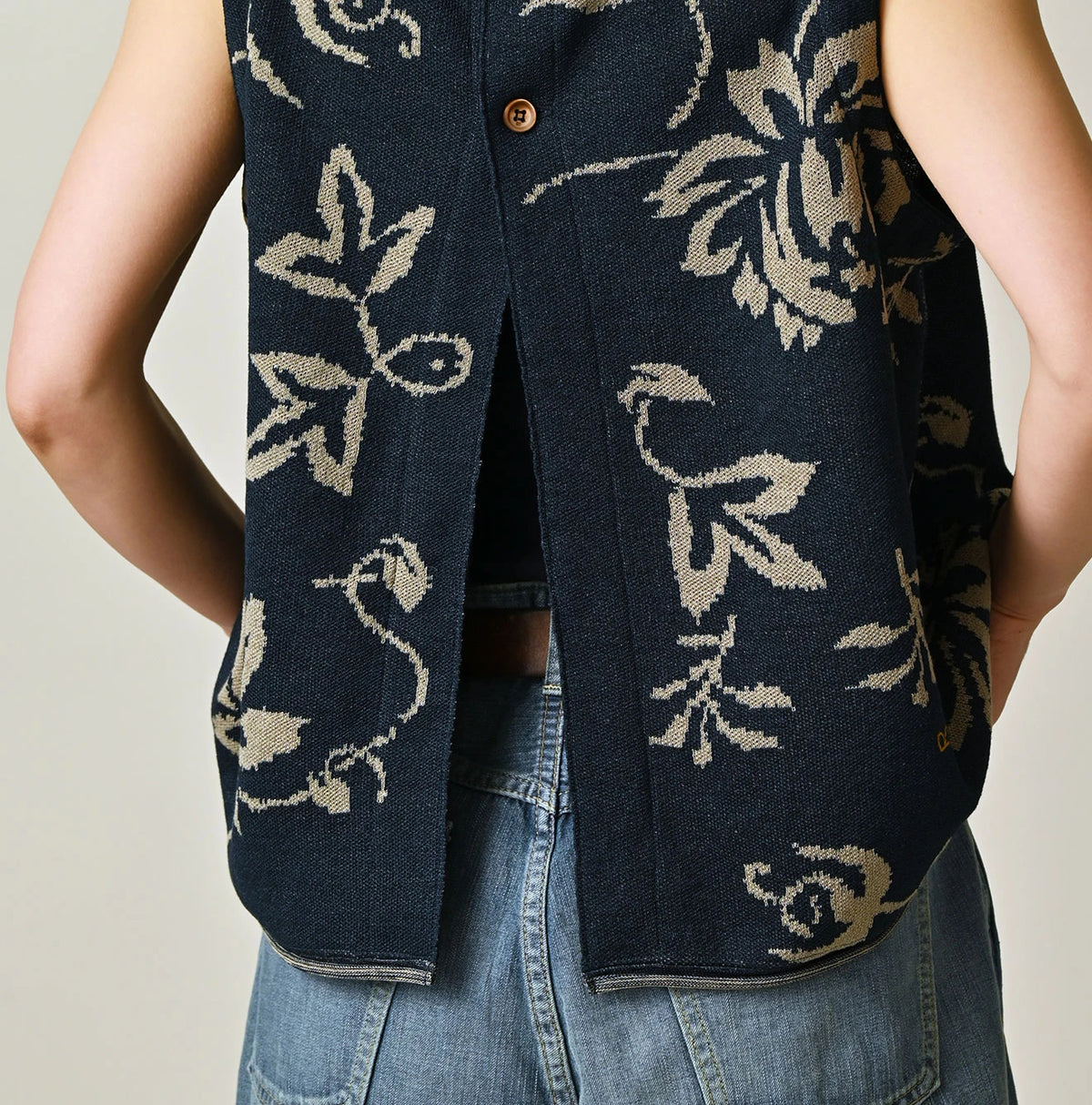 45R Indigo Lei Aloha Jacquard Camisole
