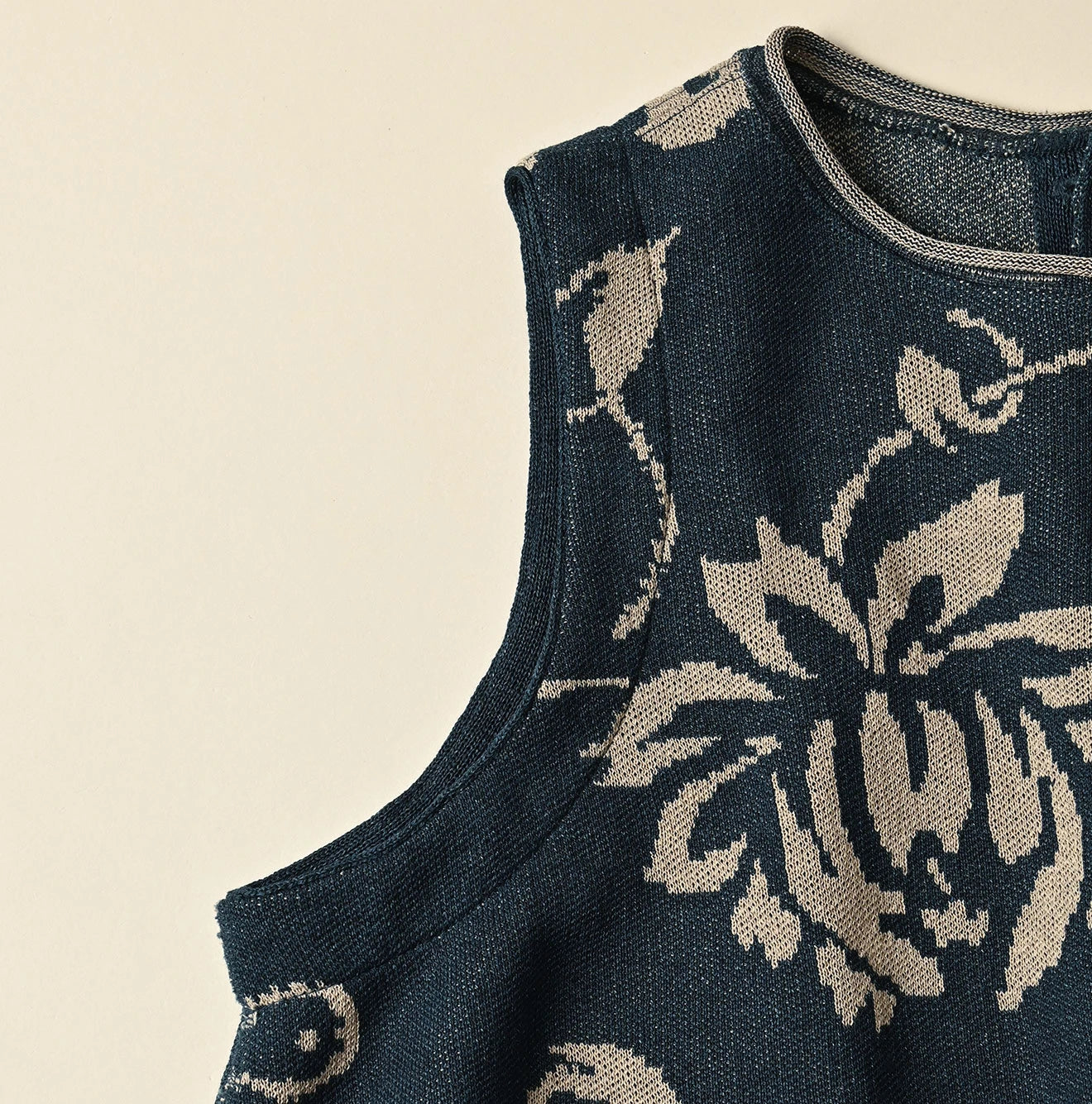 45R Indigo Lei Aloha Jacquard Camisole - Image 15