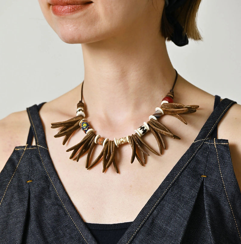 45R Lei Lei Coconut Choker - Image 3