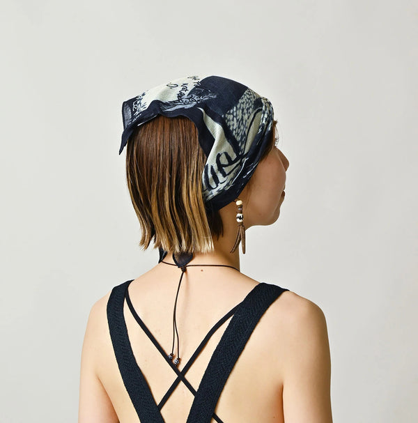 45R Indigo Picture Book Bandana